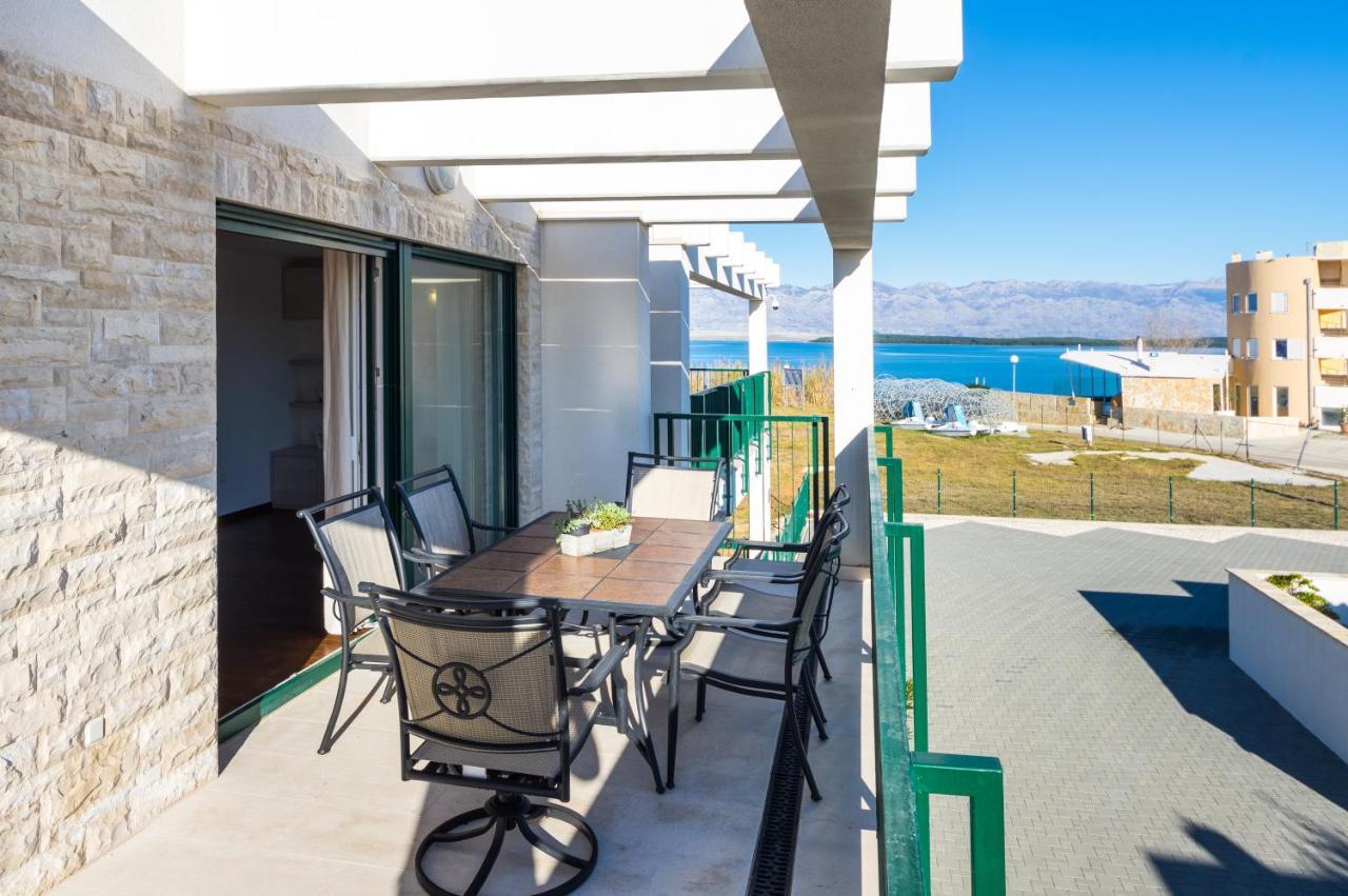Queen Beach Apartment Nin