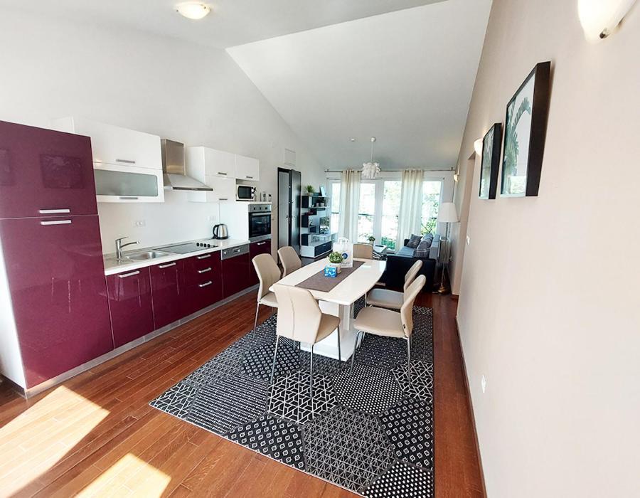 Apartament Queen *