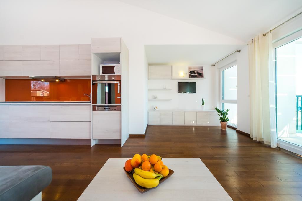 Queen Beach Apartment *