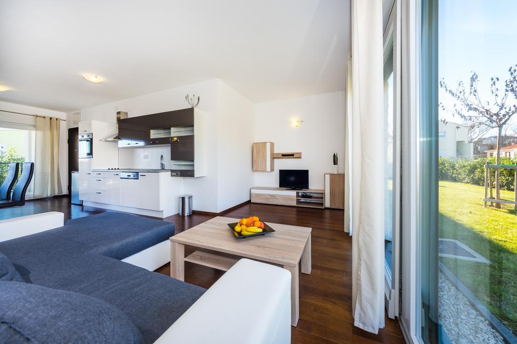 Apartment Queen Beach Nin