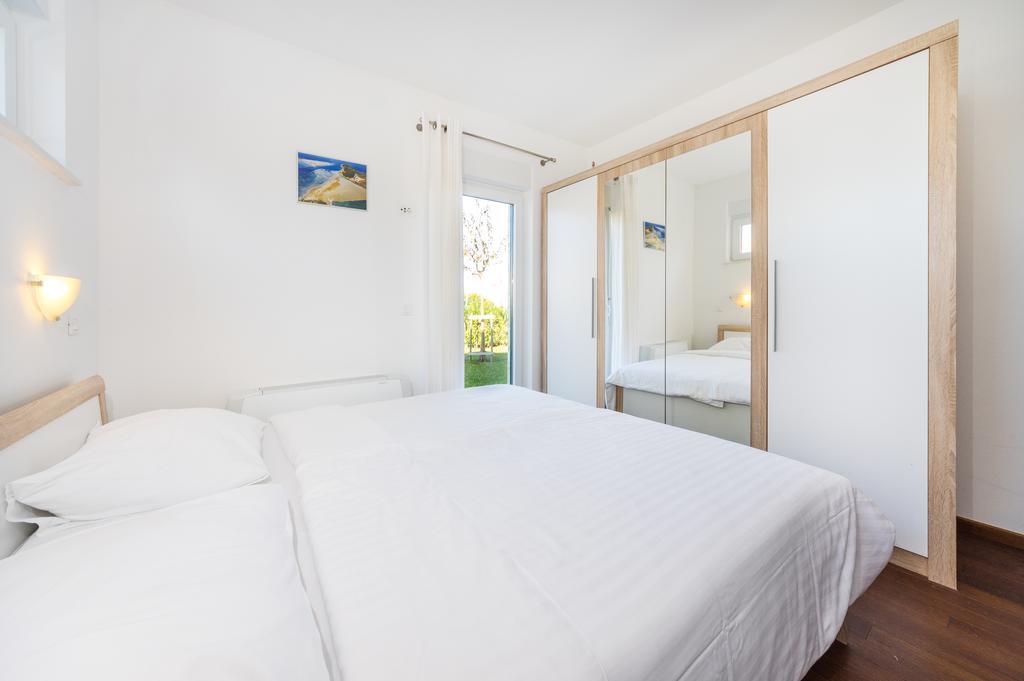Queen Beach Apartment *